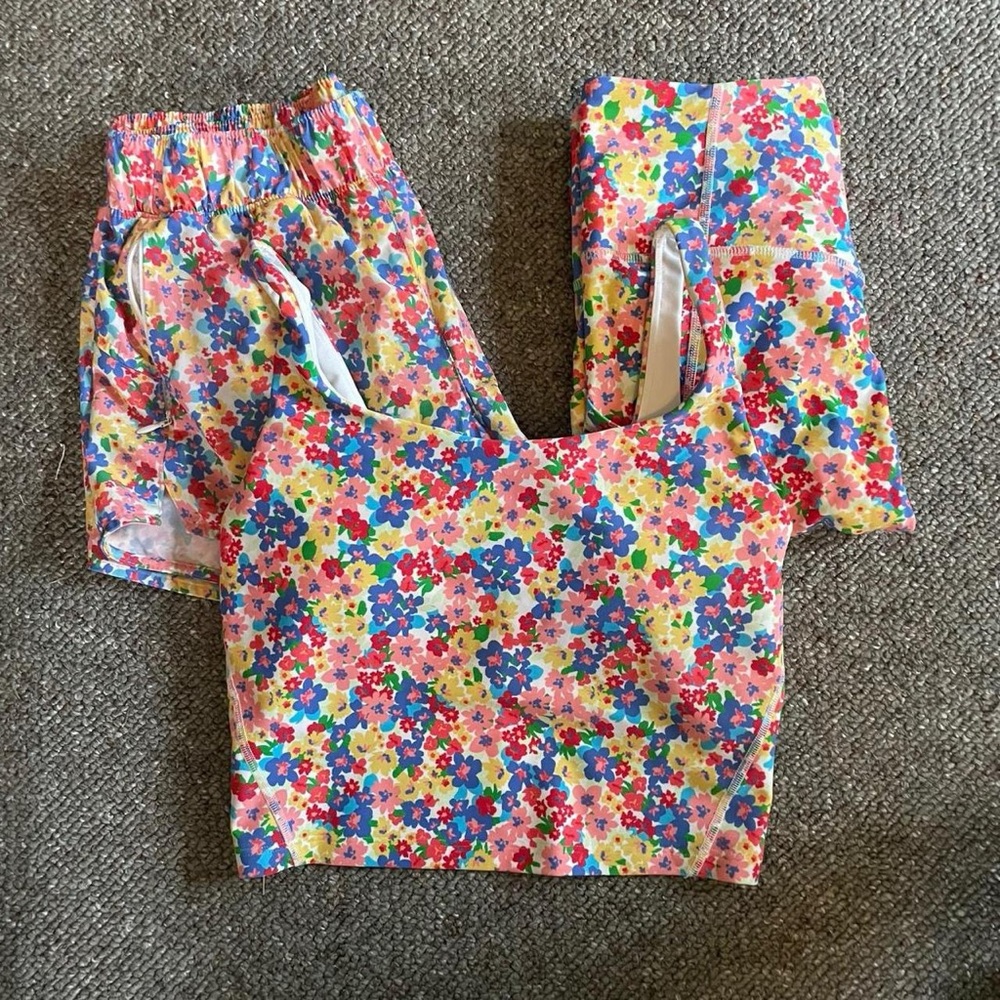 3 PC Old Navy Floral Active Set, Size XS & S